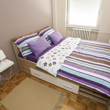 Modern Apartment With Free Parking Нови Сад Екстериор снимка